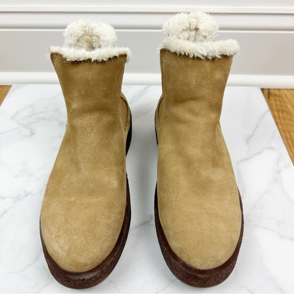 Madewell The Toasty Chelsea Boot in Dried Barley - Picture 2 of 11